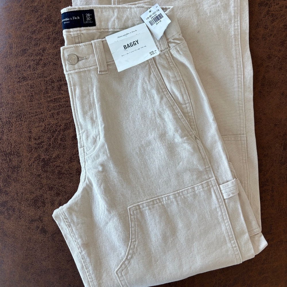 Abercrombie & Fitch baggy jeans 28x30